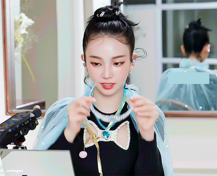 (스압)샤넬 뷰티 카리나 .gif | 인스티즈