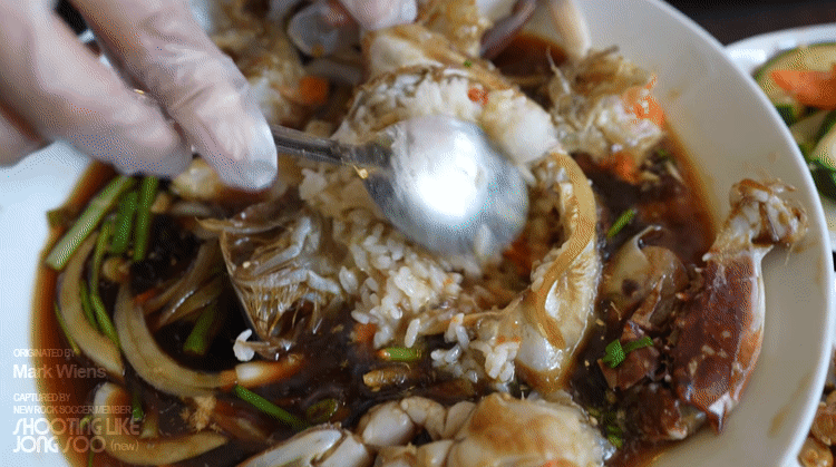 미국 LA, 코리아타운 한식당 소반의 매운 갈비찜과 다양한 한식요리들.gif | 인스티즈