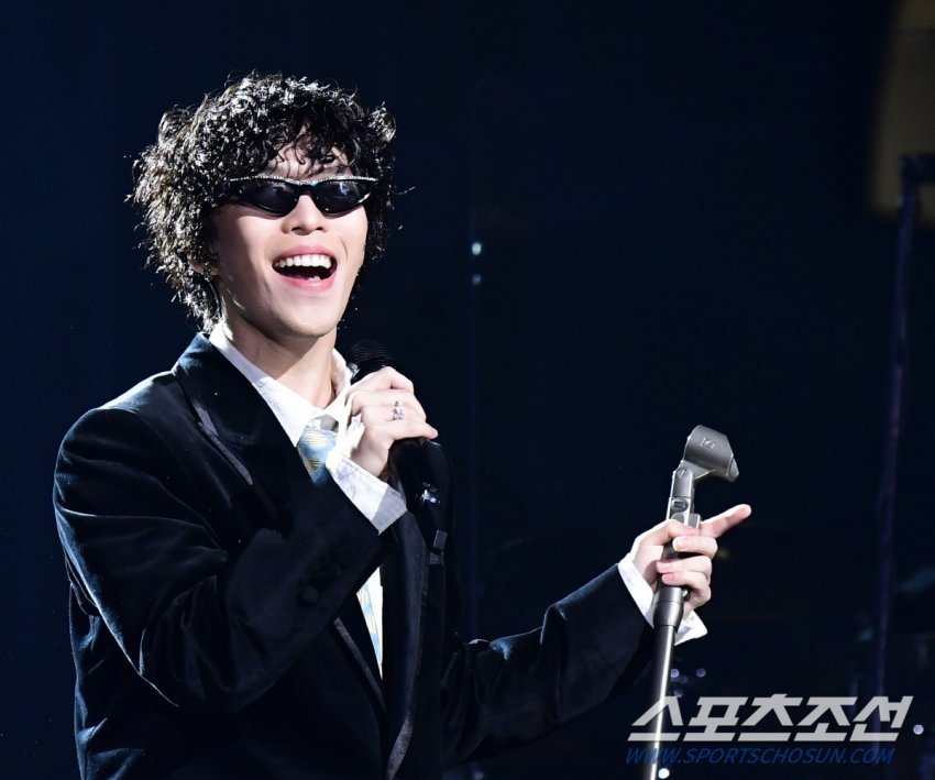 이찬혁인줄 알았다는 오늘자 지드래곤.JPG | 인스티즈