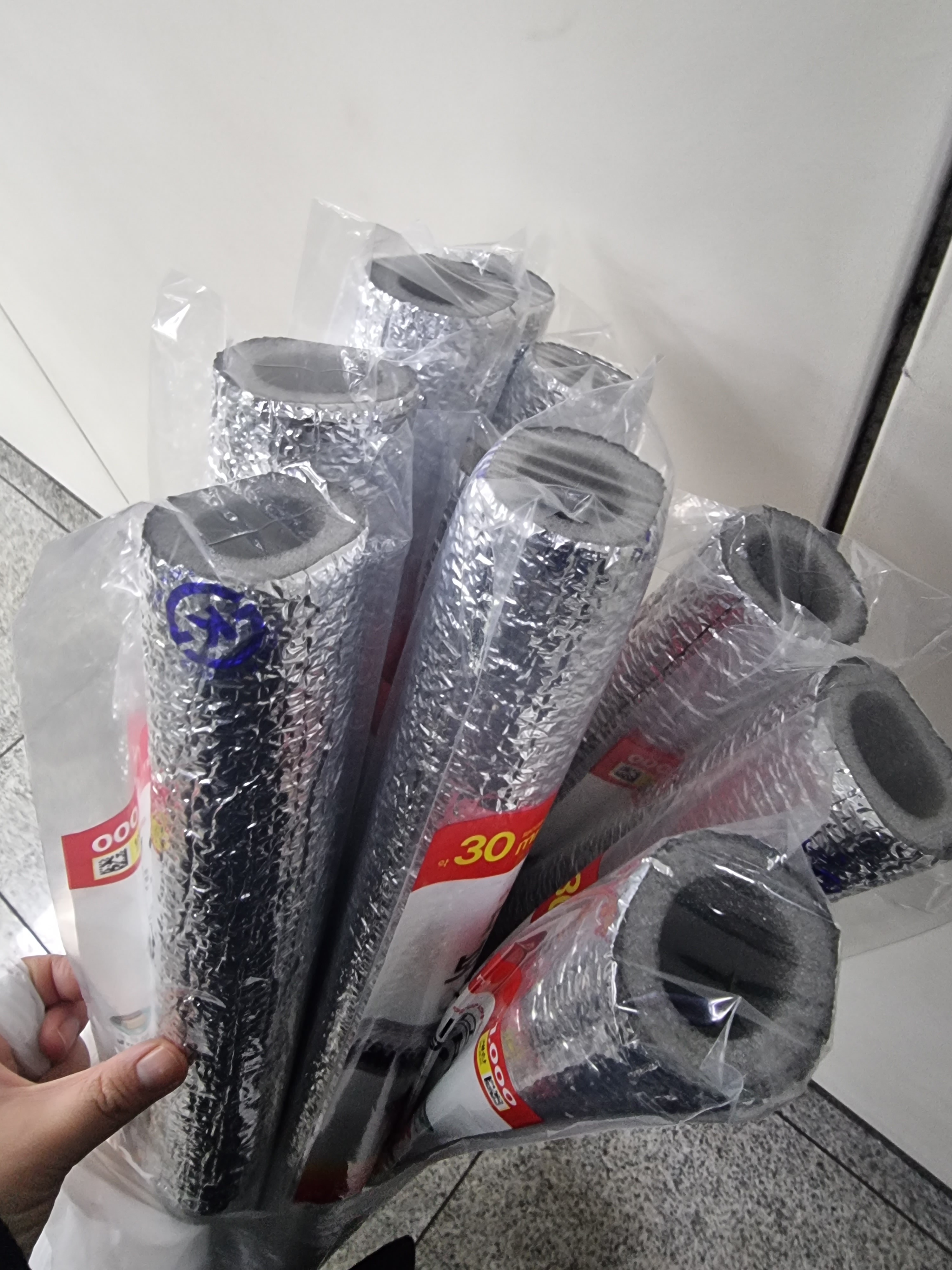 천원짜리 다이소템으로 우풍을 막을 수 있다면? | 인스티즈