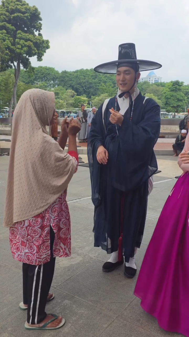 인도네시아 할머니의 행복을 지켜드리려고 거짓말한 한국인 | 인스티즈