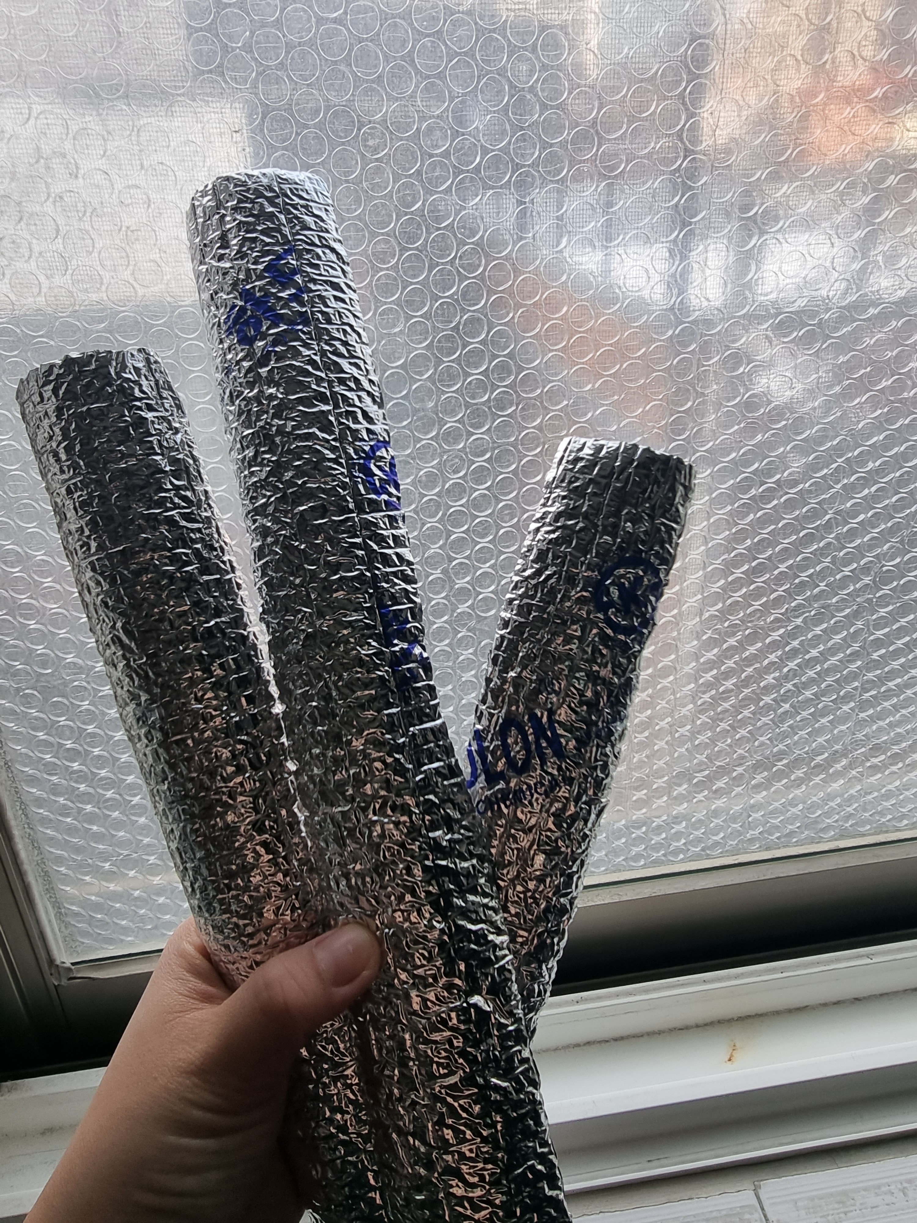 천원짜리 다이소템으로 우풍을 막을 수 있다면? | 인스티즈