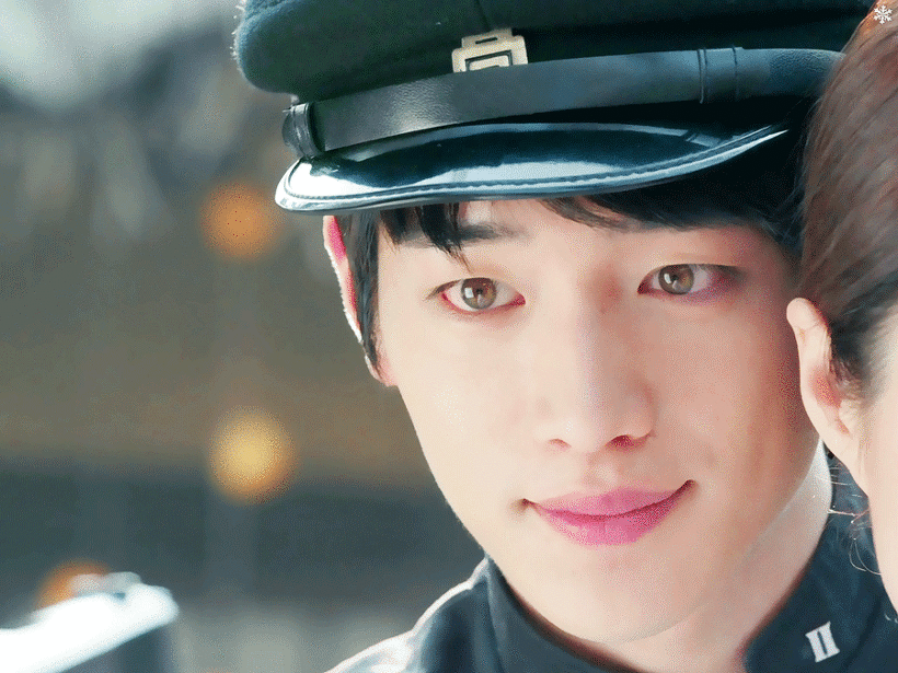 서강준은 눈이 캐리했다vs입술 포함 하관이 캐리했다 하나만 골라보는 달글 | 인스티즈