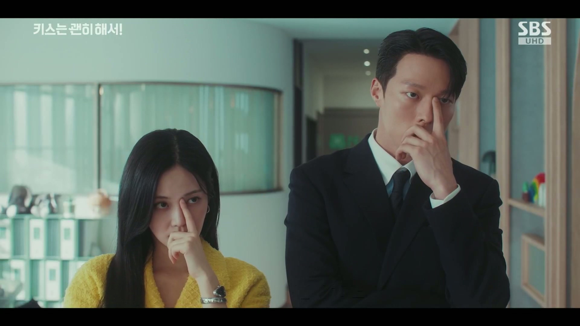 그 누구도 불륜이 아니지만 모두 불륜인 로맨틱 코미디 드라마.jpg | 인스티즈