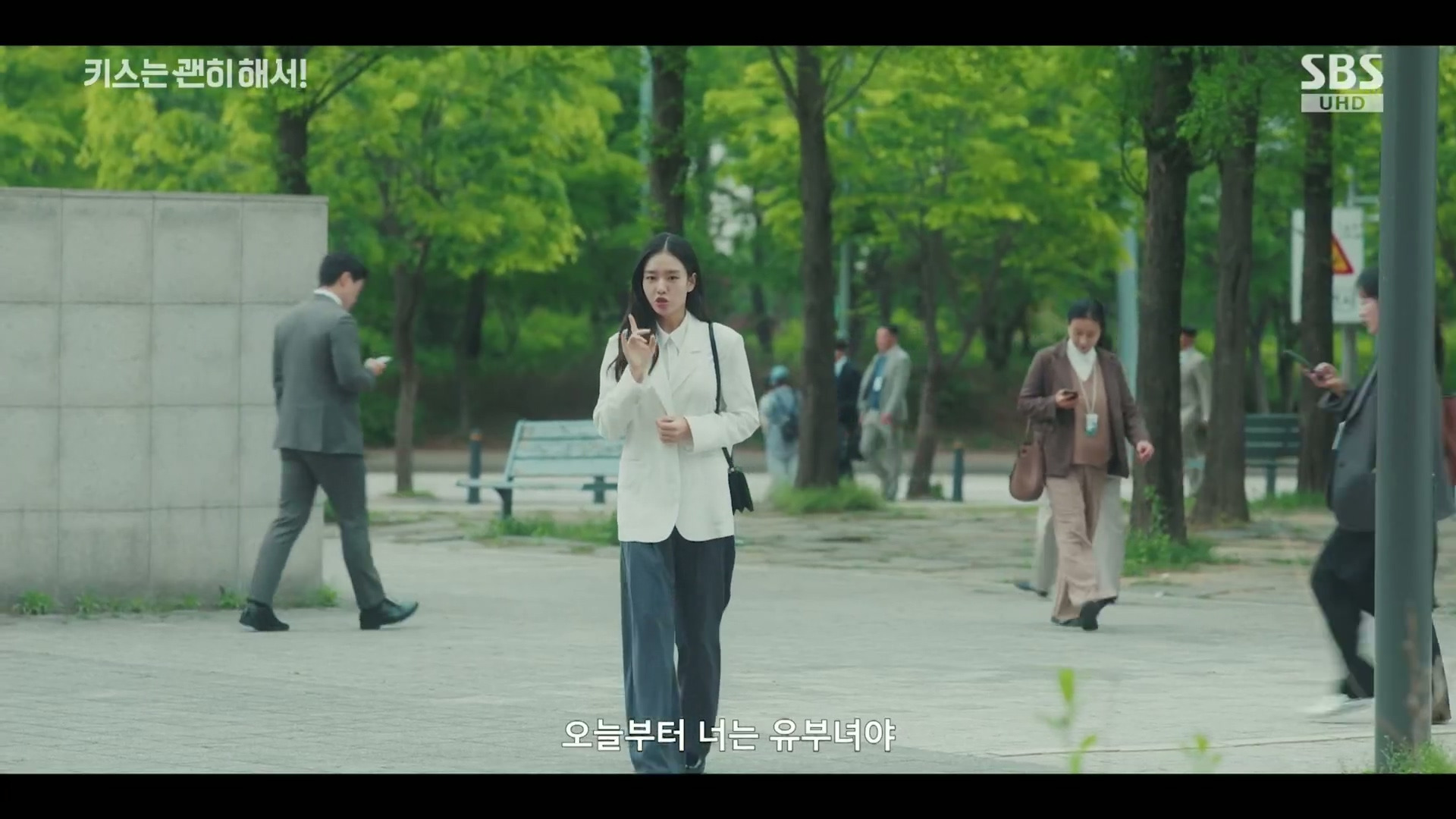 그 누구도 불륜이 아니지만 모두 불륜인 로맨틱 코미디 드라마.jpg | 인스티즈