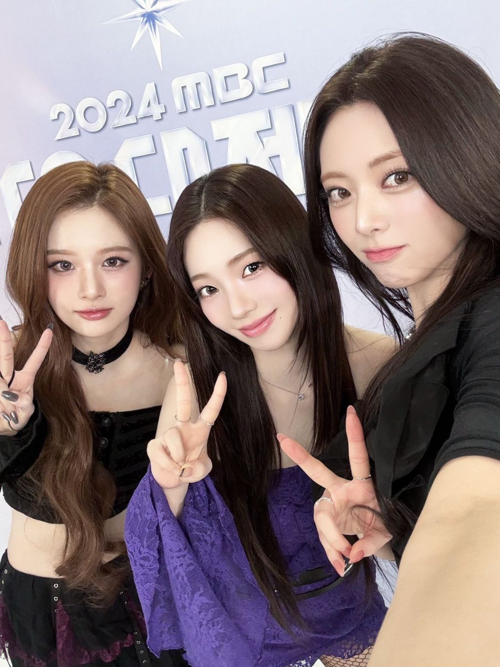 작년 이맘때 했던 콜라보 무대 | 인스티즈