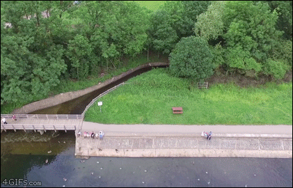 배터리 부족으로 추락하는 드론 | 인스티즈