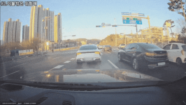 오늘도 평화로운 대한민국 도로.gif | 인스티즈