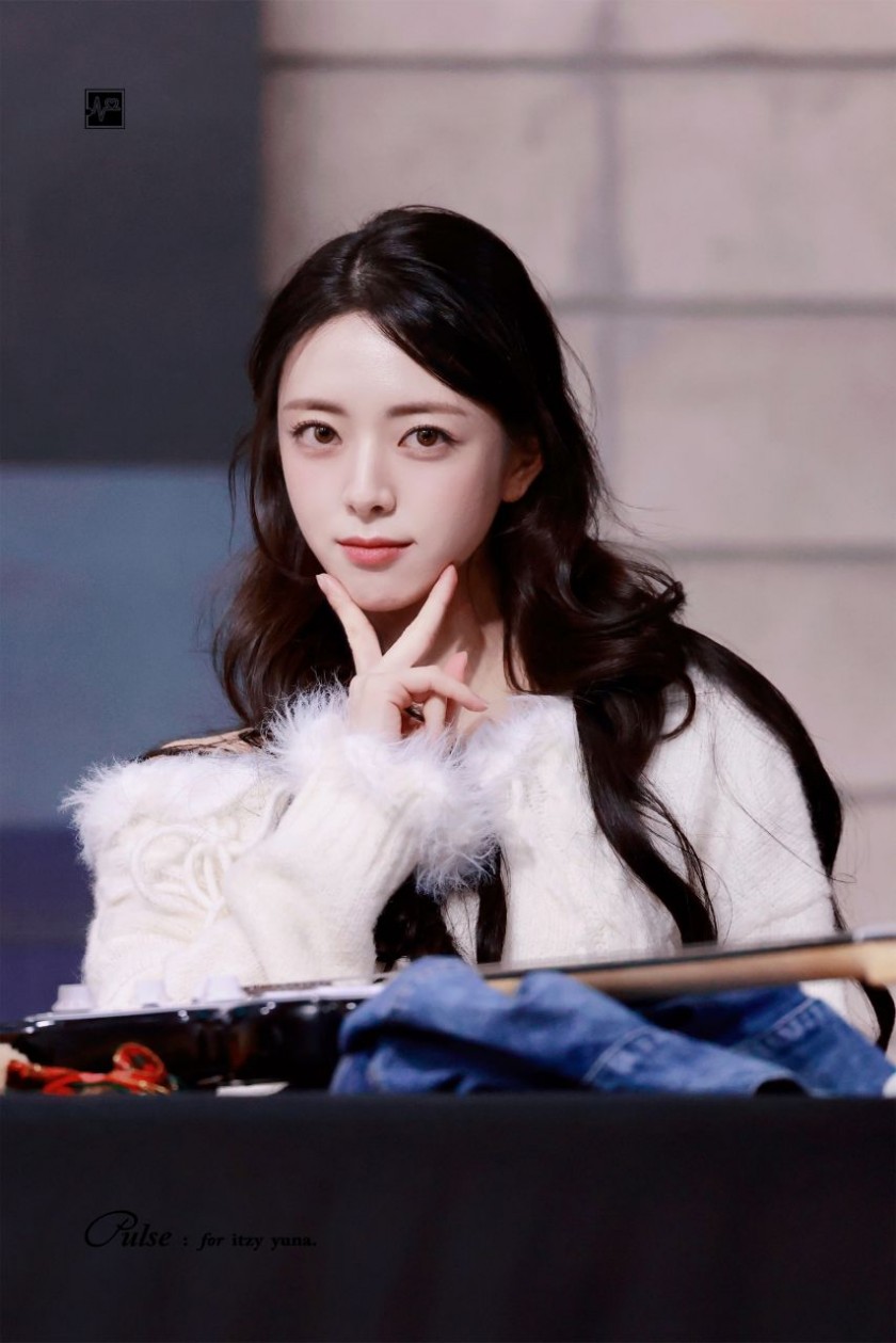 ITZY 유나 팬사인회 | 인스티즈