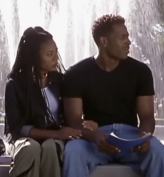 보자마자 함박웃음 짓게 되는 몸 좋은 흑남들 짤털 gif | 인스티즈