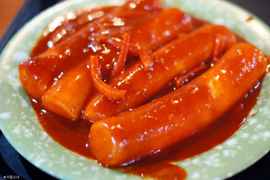 부산에서 포크X 집게O로 떡볶이 먹는 이유 | 인스티즈