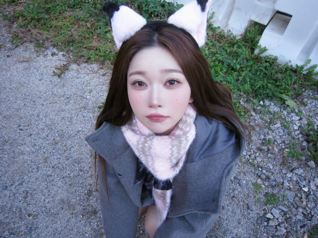 피부가 새하얀 고양이상 빌리 츠키 .jpg | 인스티즈