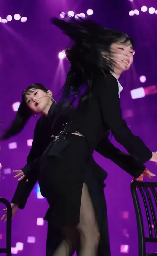 2025 가요대축제 이채영 검스 .gif | 인스티즈