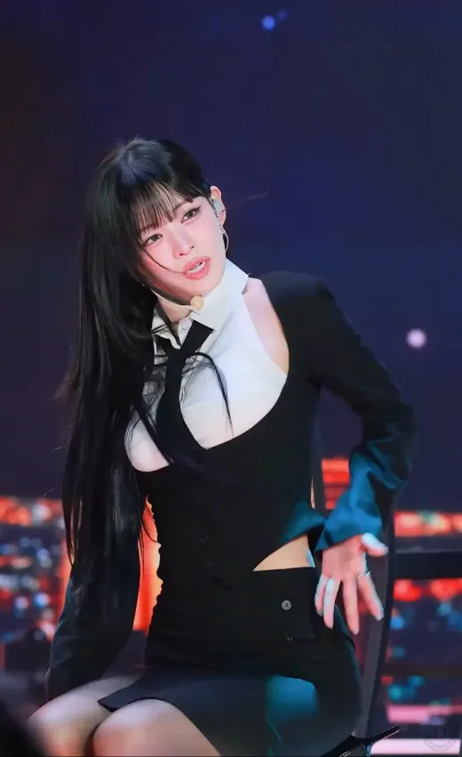 2025 가요대축제 이채영 검스 .gif | 인스티즈