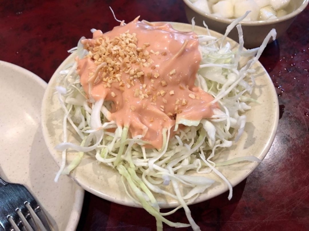 호불호 갈리는 음식점 양배추 샐러드 드레싱 | 인스티즈