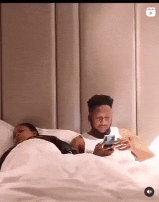 와이프 몰래 폰볼때 | 인스티즈