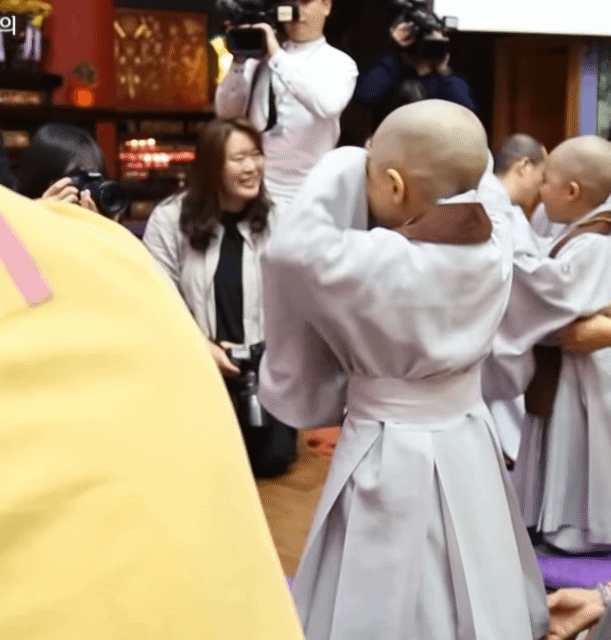 까까머리 동자스님의 출가이야기.jpg (귀여움 주의) | 인스티즈