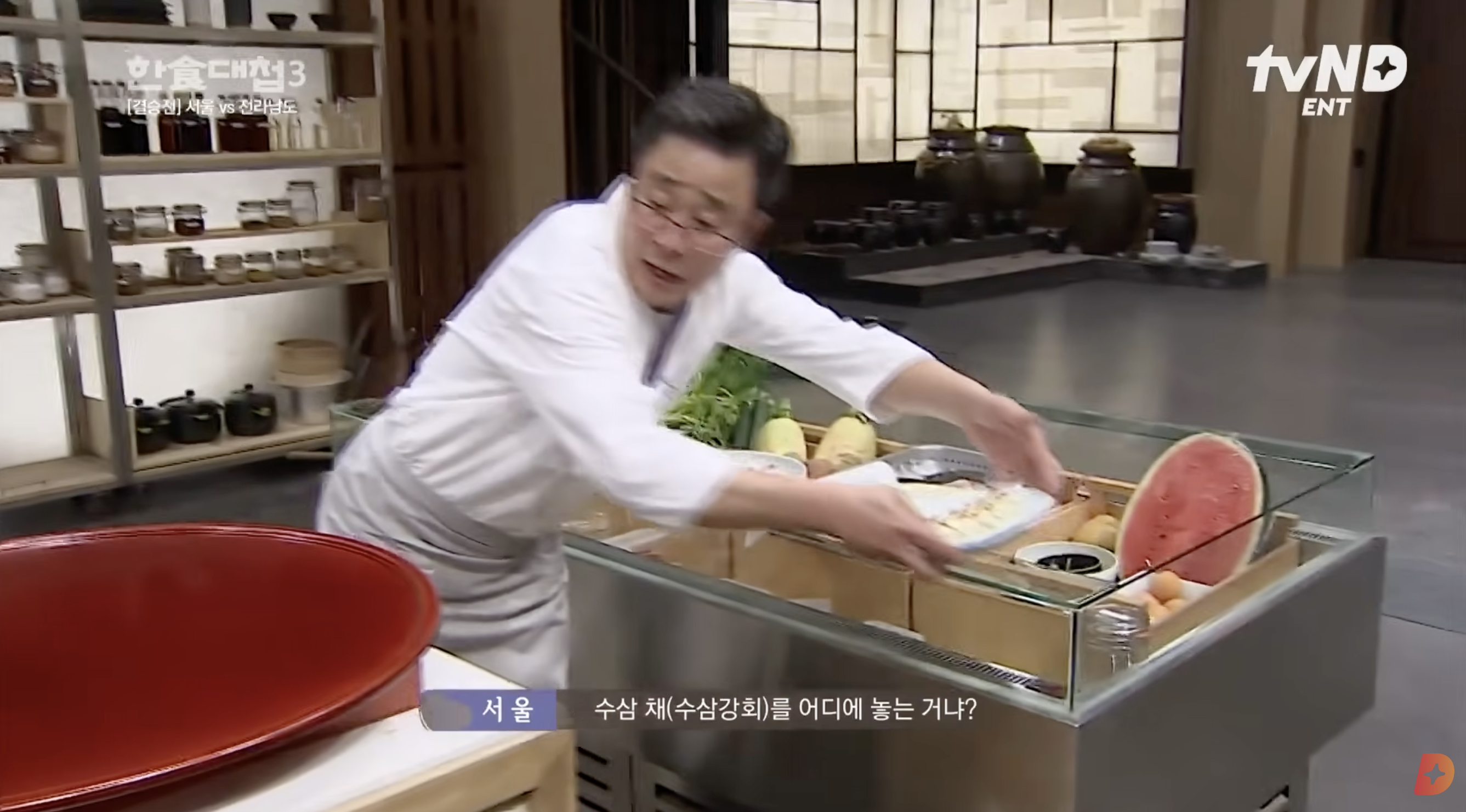 축지법 쓰면서 요리하는 임성근 아저씨.jpg | 인스티즈