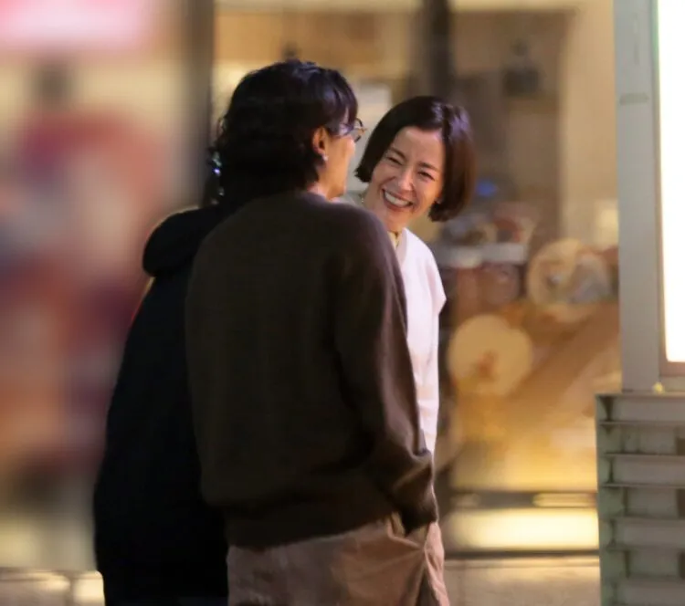 약혼 두 달만에 파혼하고 불륜설까지 나돌아서 거식증 걸리고 활동중단 했던 일본 인기 여배우 | 인스티즈