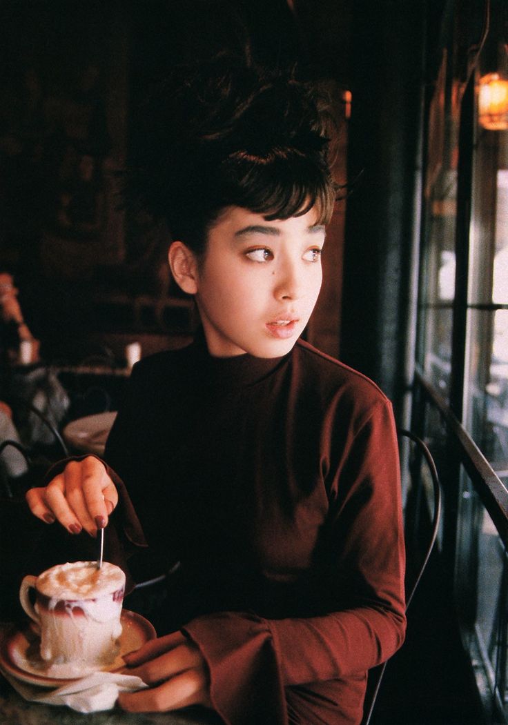 약혼 두 달만에 파혼하고 불륜설까지 나돌아서 거식증 걸리고 활동중단 했던 일본 인기 여배우 | 인스티즈