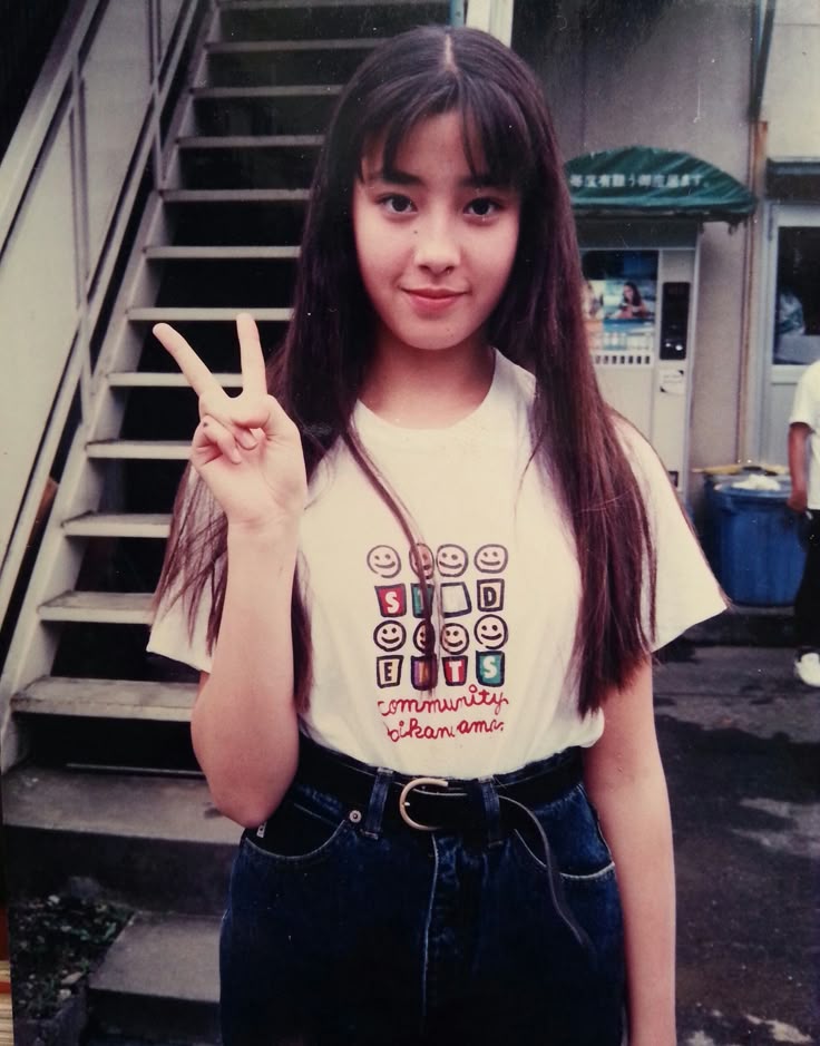 약혼 두 달만에 파혼하고 불륜설까지 나돌아서 거식증 걸리고 활동중단 했던 일본 인기 여배우 | 인스티즈