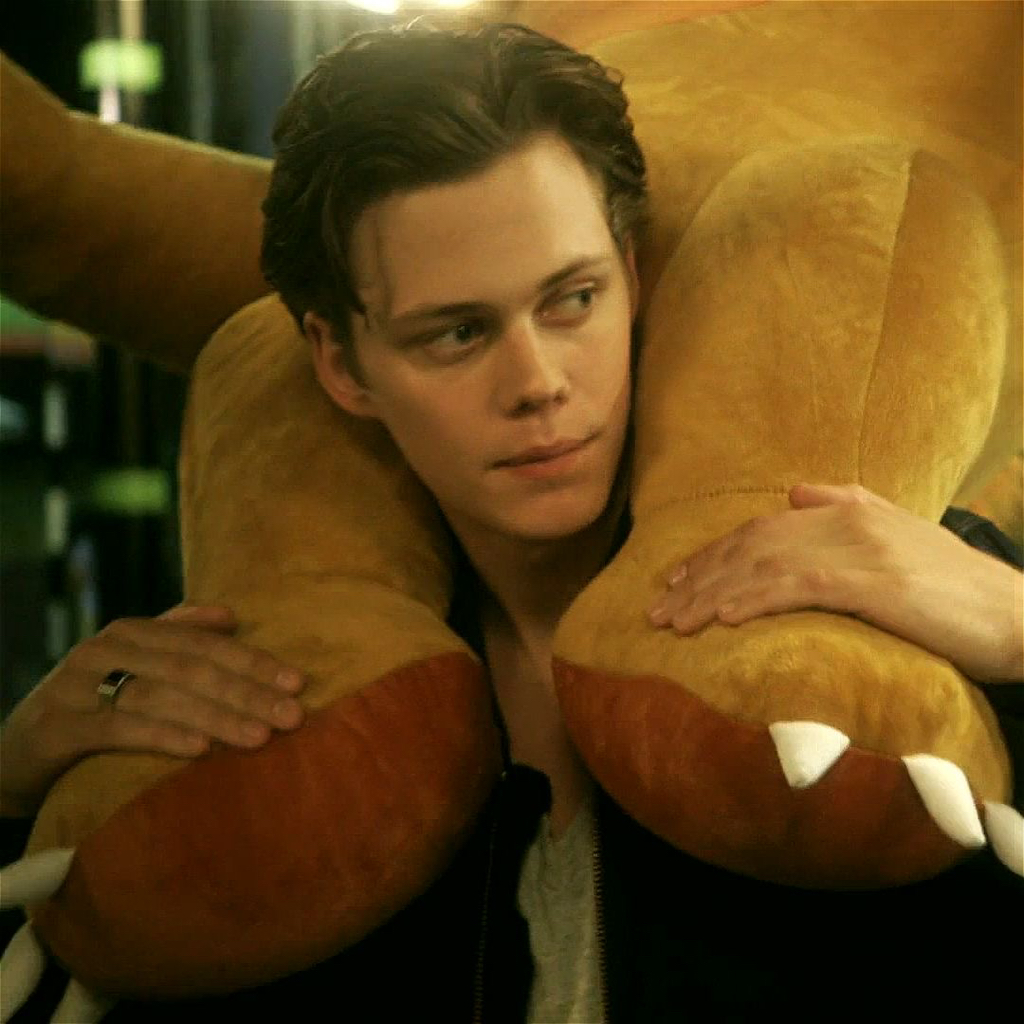 나 이렇게 생겼는데 이런 역 맡을 때만 작품이 흥하면 어떨 거 같아? | 인스티즈