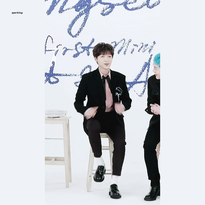 정세운 맨날 핑크색만 입었으면 좋겠다 | 인스티즈