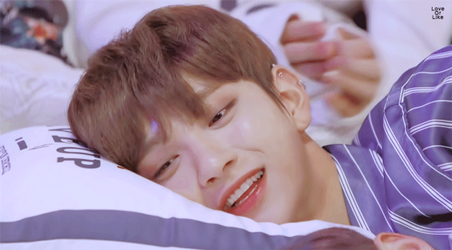 웃는 게 예쁜 사람을 좋아하는 사람들은 이 아이 한 번 만 봐주세요 | 인스티즈