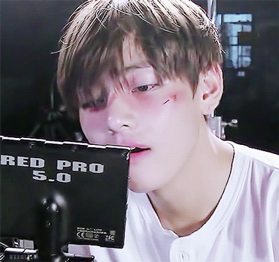 나 여자지만 김태형처럼 생기고 싶어 | 인스티즈