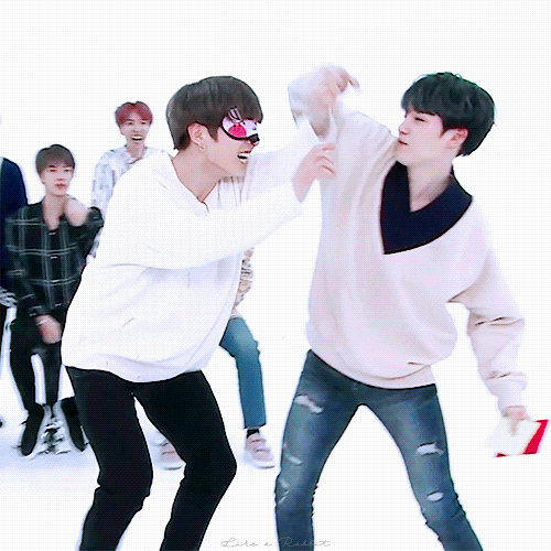 방탄 슈가-정국 관계성 ㄹㅇ 재밌는 거 아니 | 인스티즈