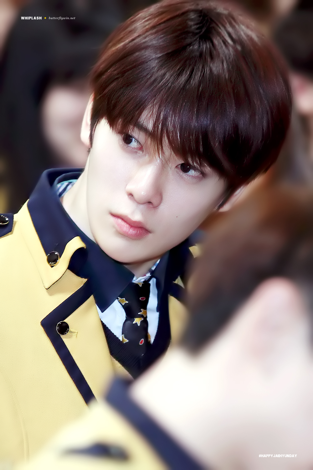 근데 서공예 나온 연예인들도 왜 재현이 잘 생겼다 하는지 이해됨 | 인스티즈