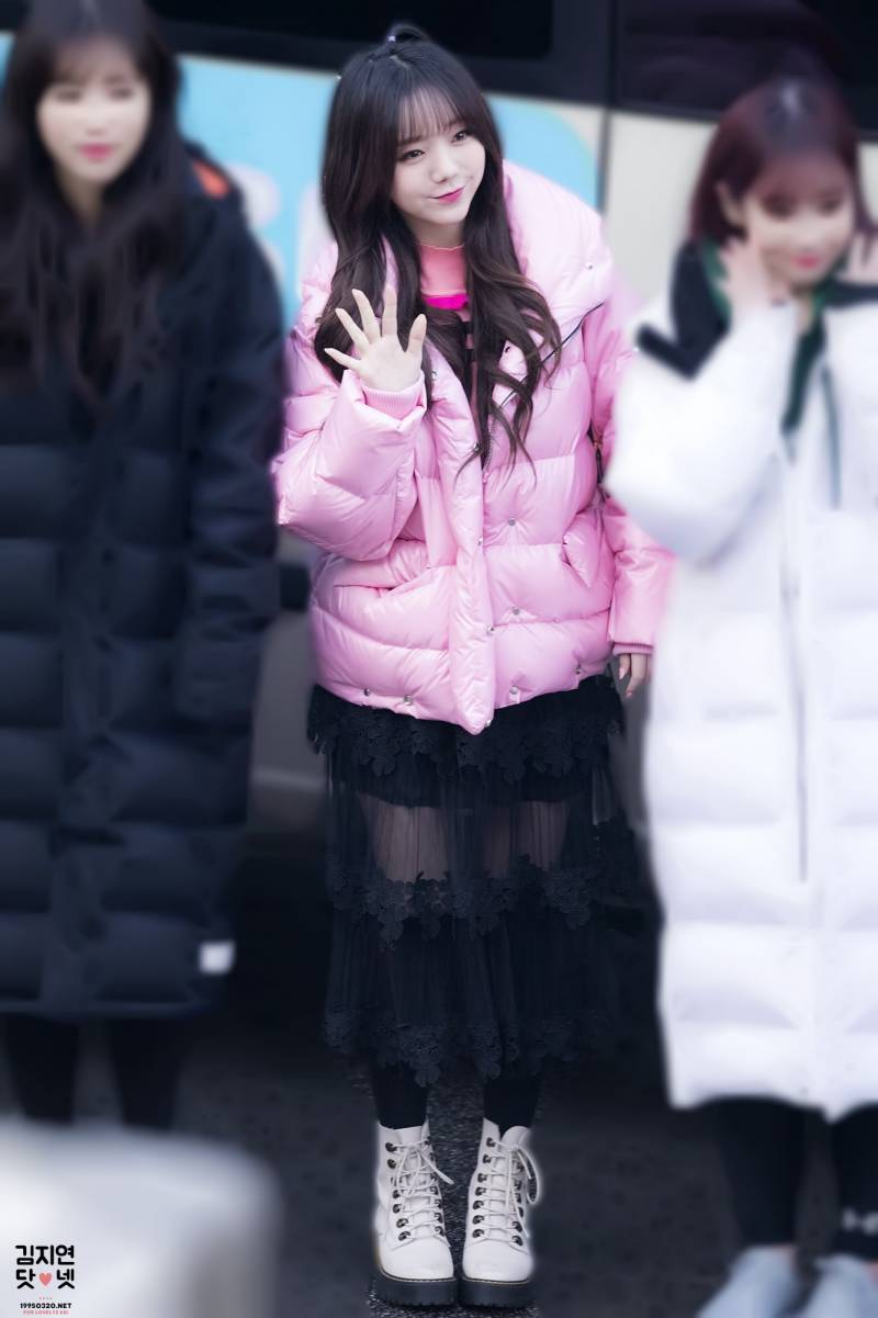 자신만의 패션세계가 확고한것 같은 여돌 | 인스티즈