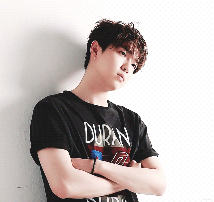 김재환이 실제로 귀를 뚫거나 타투할 확률은 10%미만이라고 본다 | 인스티즈