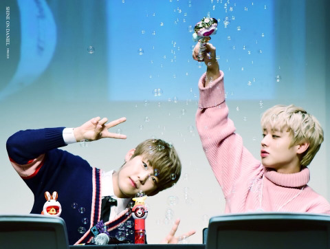 ㄱ 윙참하는 이유는 박지후니 | 인스티즈