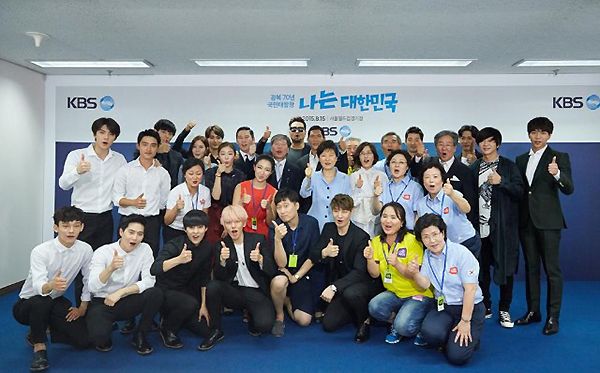 엑소가 국가픽인 사진들 모음ㅇㅇ | 인스티즈