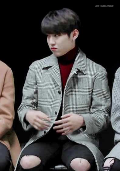 박우진 진짜 오프라인 인간 ㅋㅋㅋㅋㅋ 이 후기 너무 웃겨 | 인스티즈