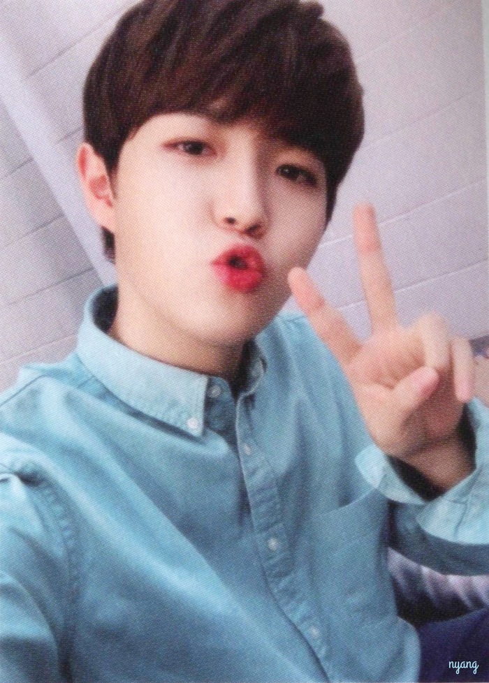 김재환도 셀카 잘찍는다 | 인스티즈