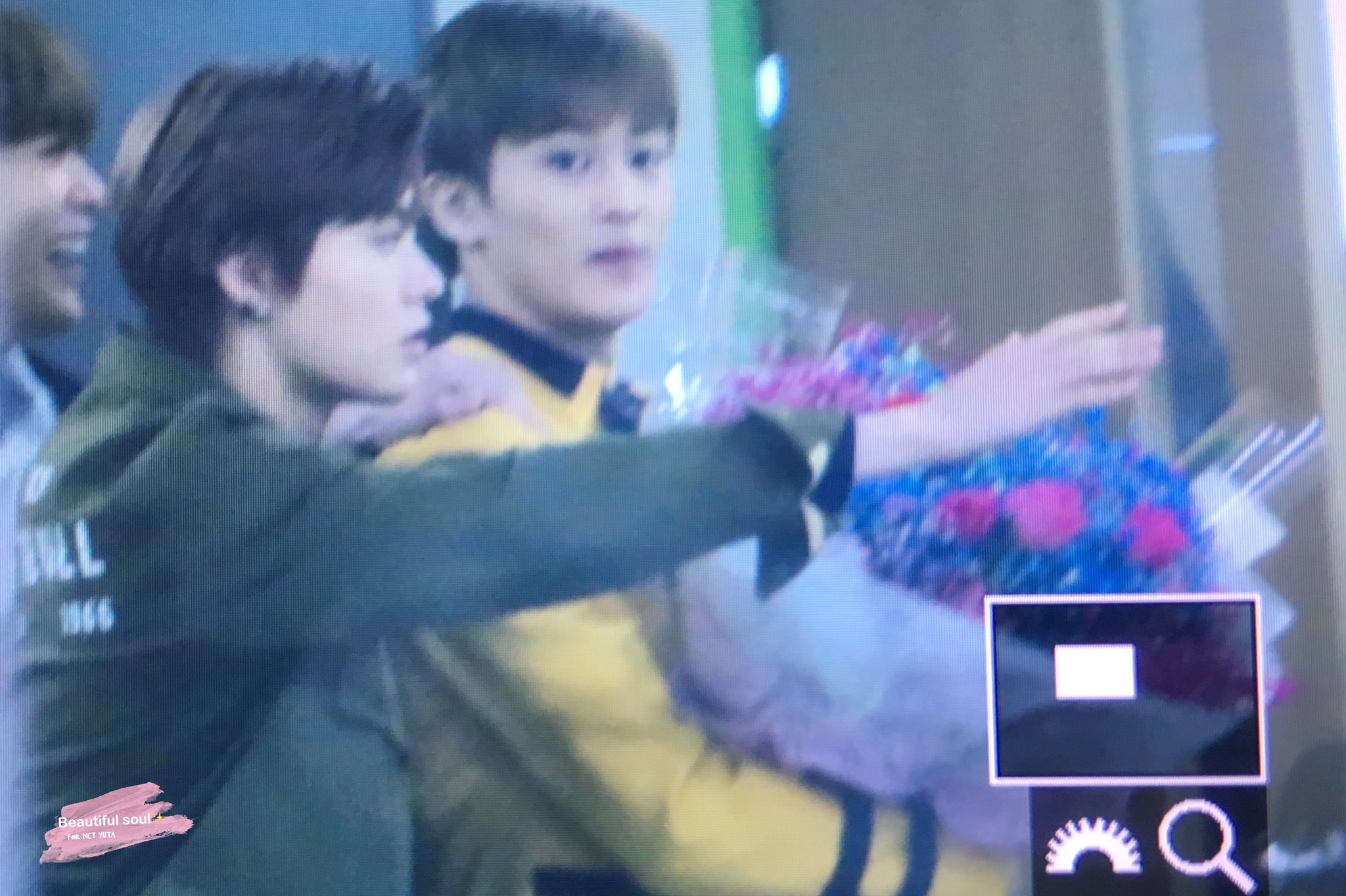 "스무살이 되면 나쁜 사람들이 많이 있을거야맨날 너를 지켜주고 싶지만" | 인스티즈