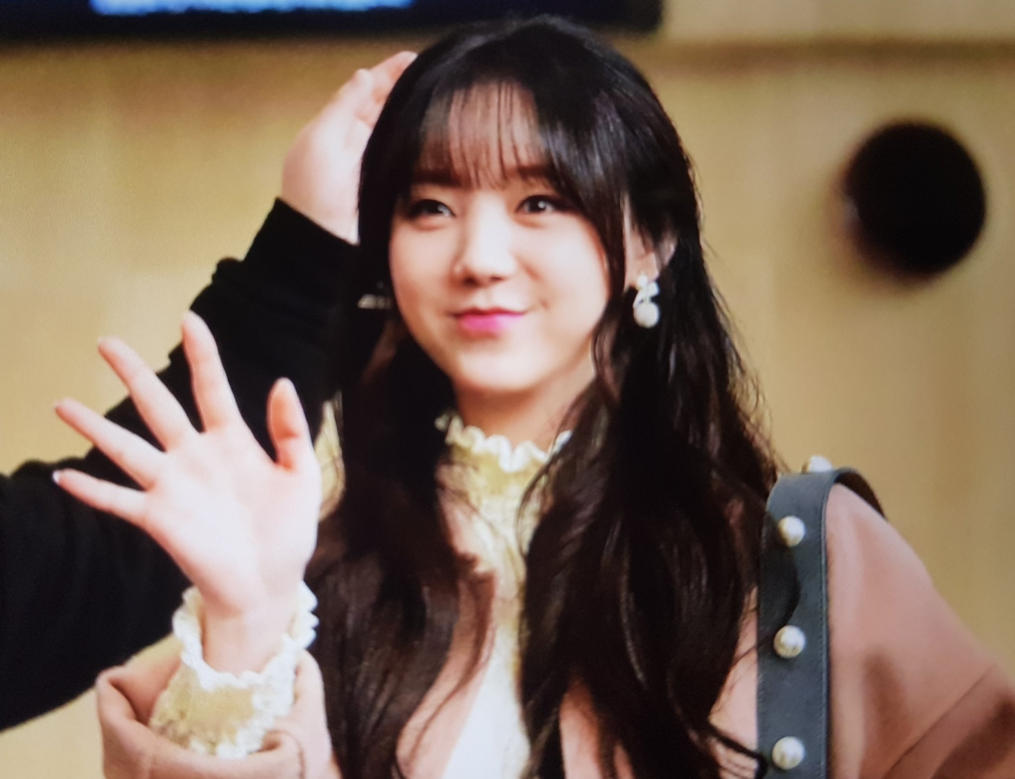 케이 이거 뭔가 손 커보이게 나왔어ㅋㅋㅋㅋ | 인스티즈