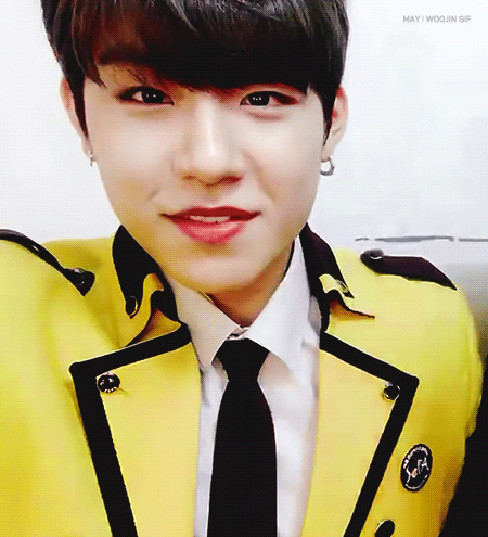 내가 박우진 입꼬리 악개요 | 인스티즈