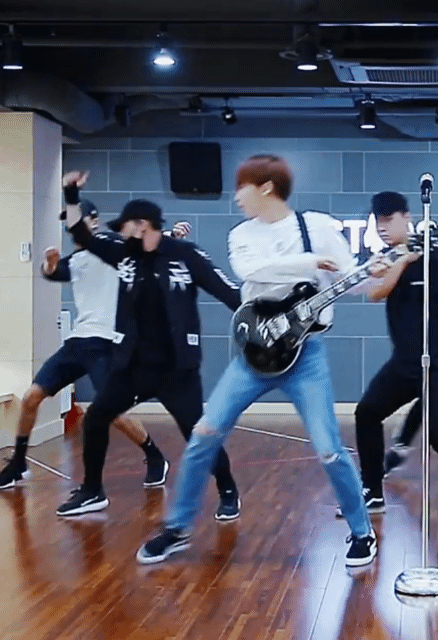 귀여움에 피지컬이 가려져서 너무 뚁땽해 힝힝ㅜㅜ | 인스티즈