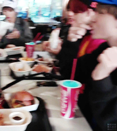 됐고 김태형 귀여운거나 보고가 | 인스티즈