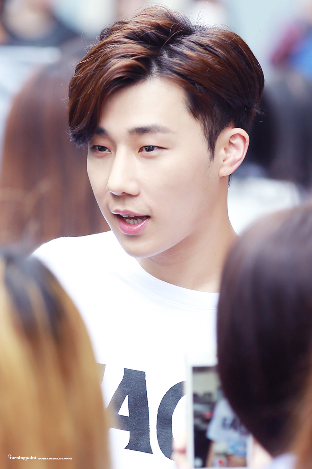 뒷북이지만 사진 찾은 게 아까워서 올리는 성규 치아 | 인스티즈