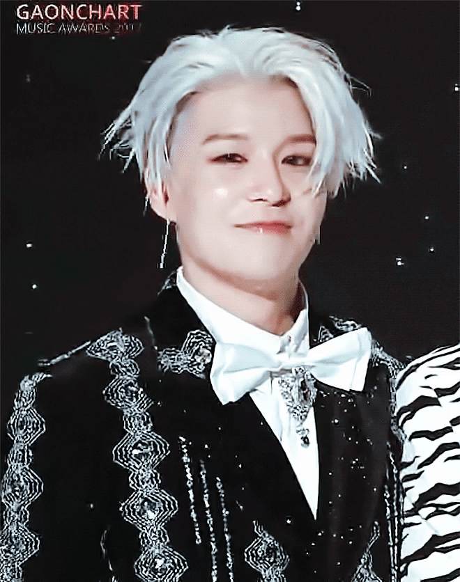 오늘 젝키 강성훈 대박이었던게 세상 화려한 거 다 걸쳤는데도 | 인스티즈