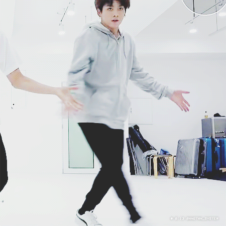 빌보드 가고 아갓탤 나오고 유엔까지 가는 방탄의 현실...gif | 인스티즈