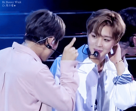 ㄱ 박지훈이 박우진 보는거 좋아 | 인스티즈