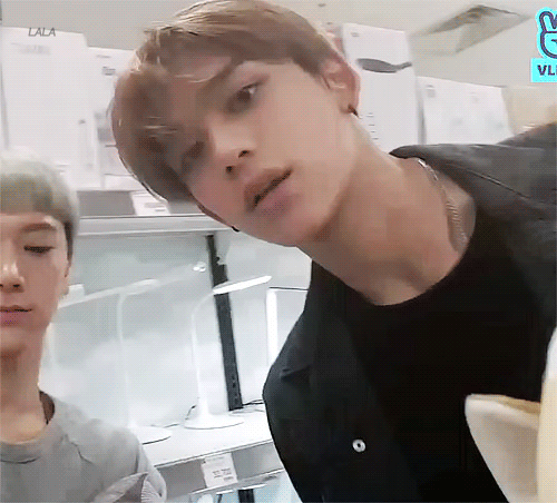 루카스: 사랑 나이없쒀!!!!아돈케어 매앤~아임 외국인!!!~!~!~! | 인스티즈