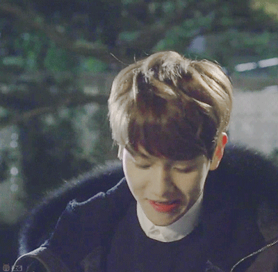 근데 백현이는 ㄹㅇ 설레게 생기지 않았니..???? | 인스티즈