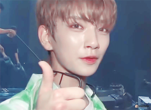 아 우리 슈아 눈꼬리에 내가 다 홀려버려쓰 | 인스티즈