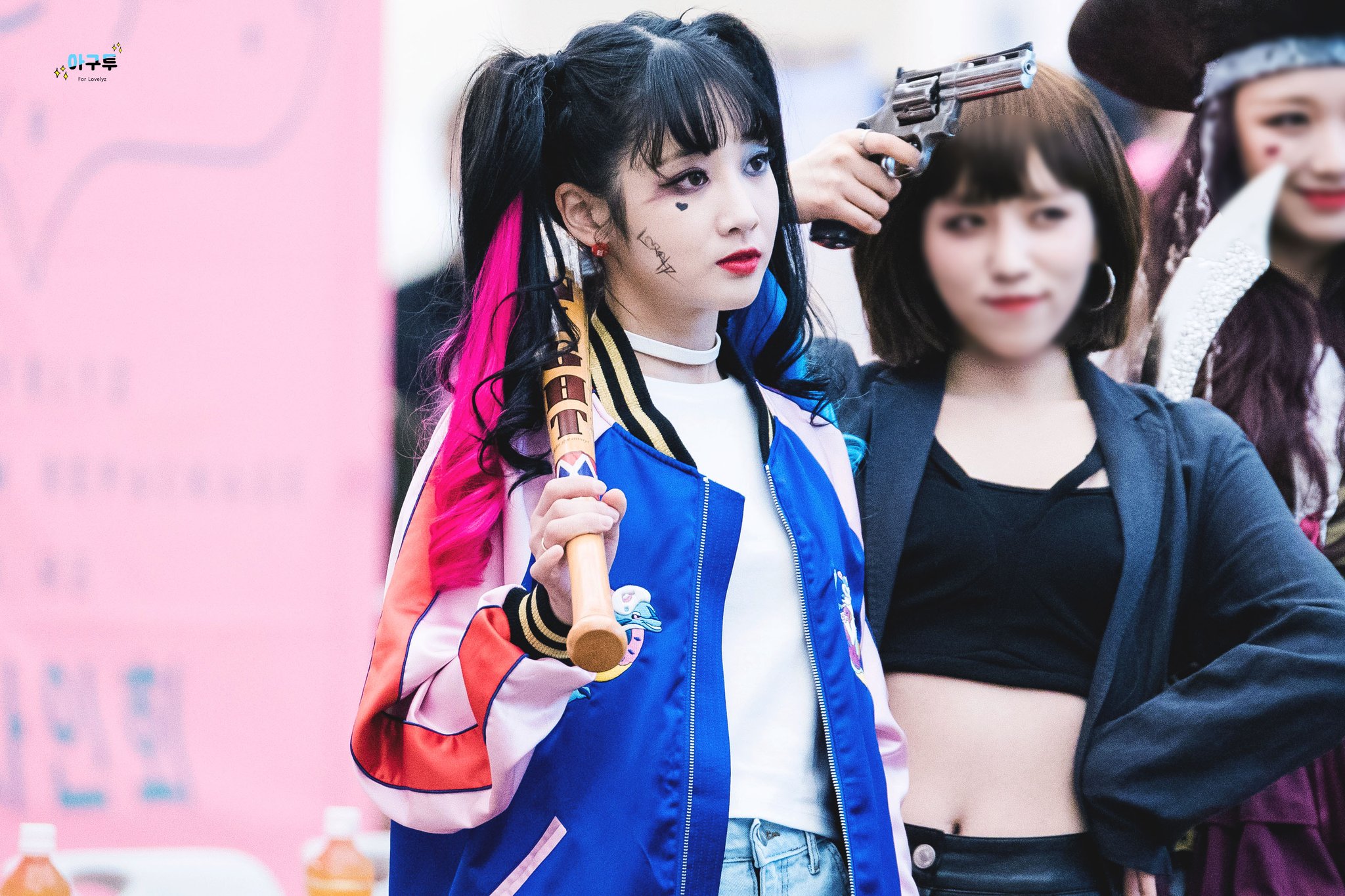 유지애 할리퀸 코스프레한거 또 보고싶다.. | 인스티즈